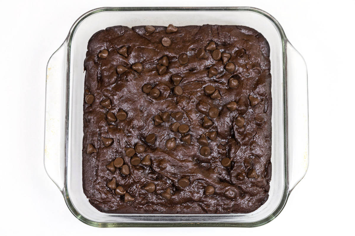 Bake the avocado brownies at 350 degrees Fahrenheit for 30 minutes.