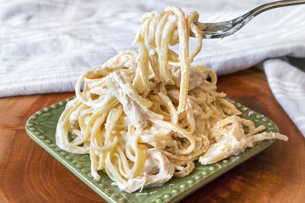 Chicken Alfredo Linguine on a plate.