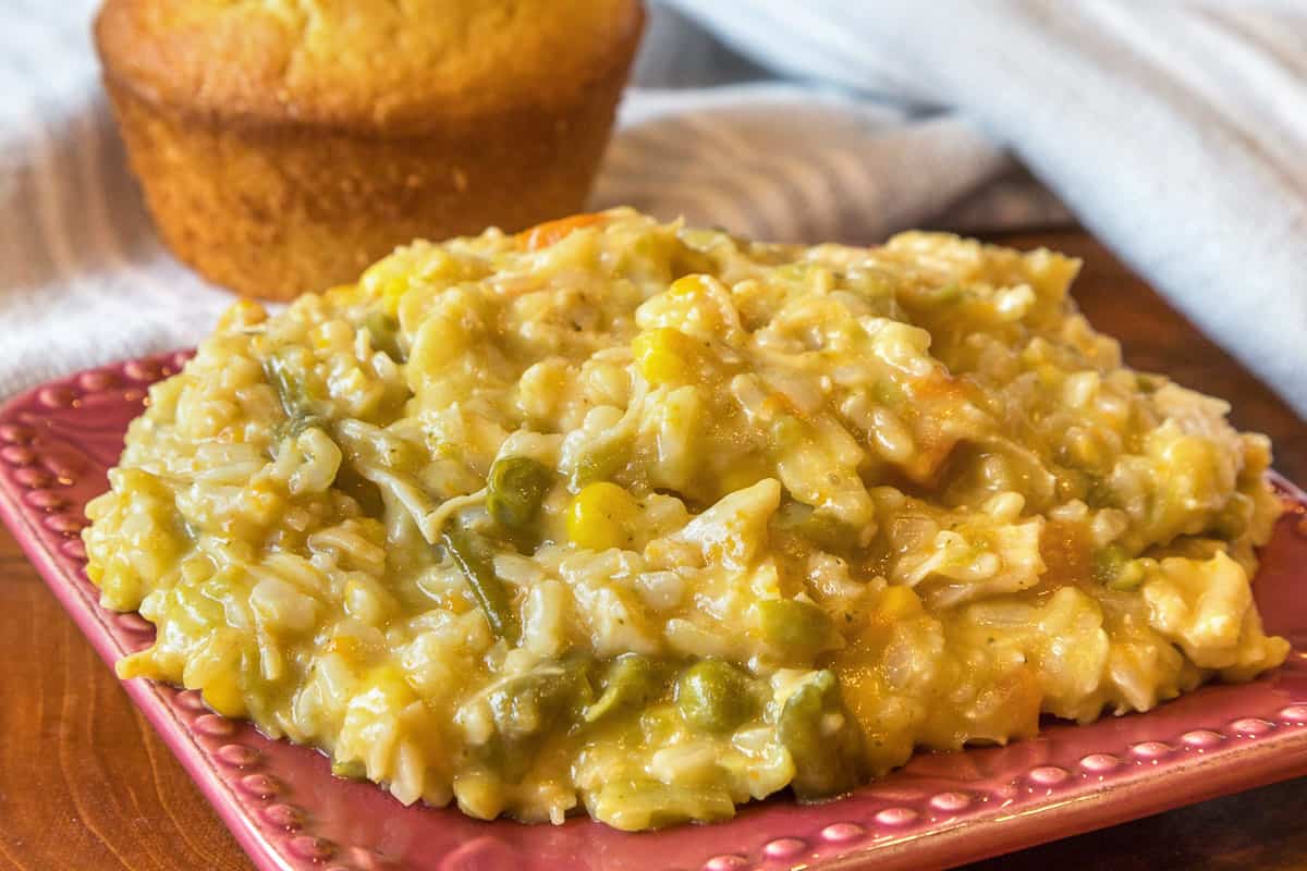 Cheesy Chicken and Rice Casserole in Instant Pot 