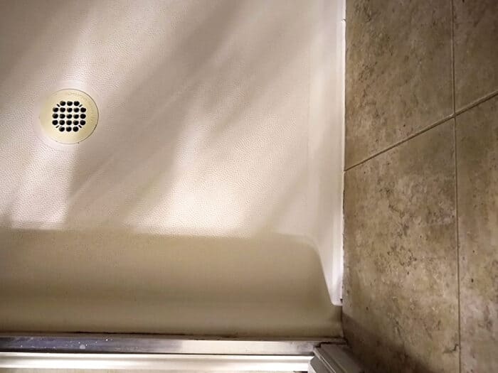 clean shower pan