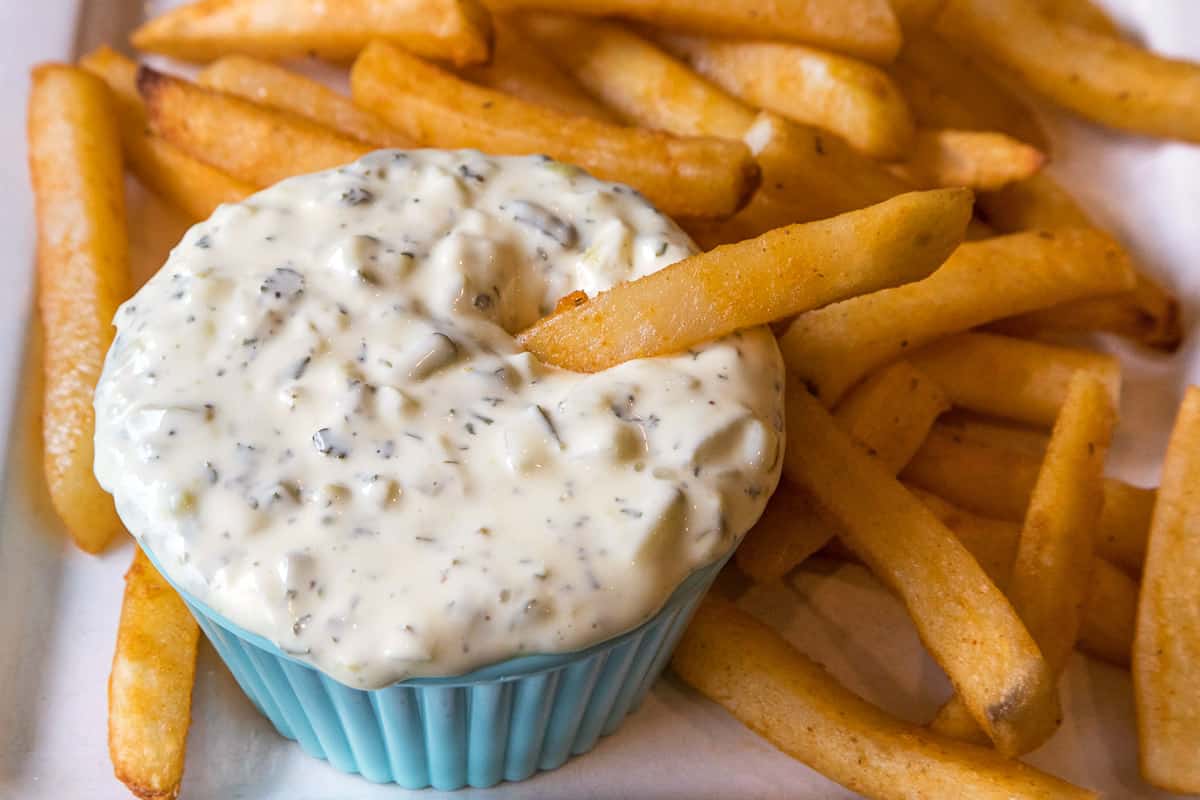 Tartar sauce in a bowl.