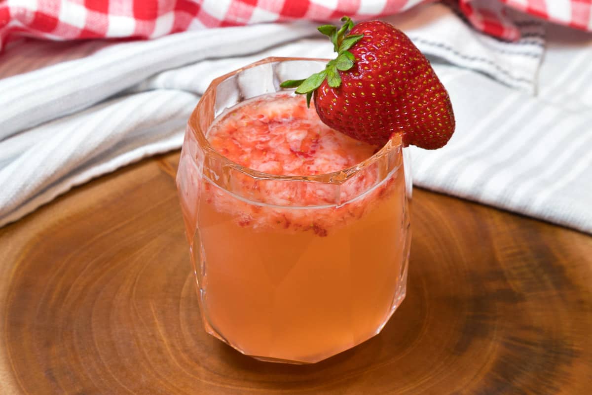 Strawberry lemonade recipe.